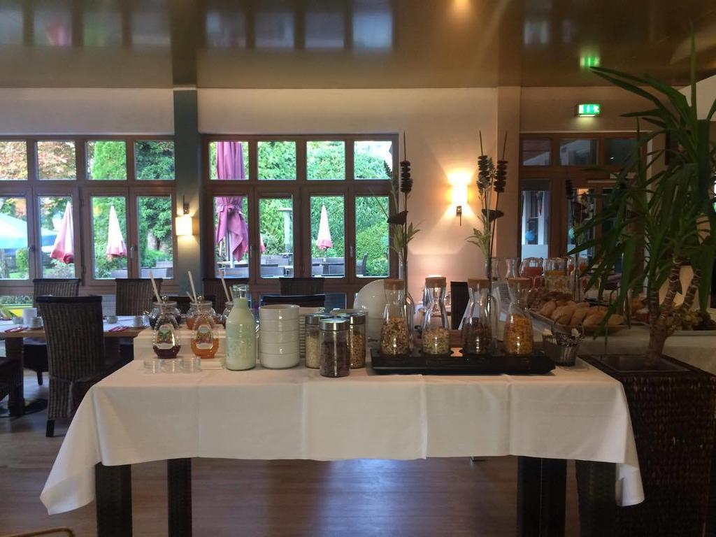 Sopherl Am See - Fruehstueck Auf Der Seeterrasse, Sehr Ruhig Und Wunderschoen Am See, 3 Minuten Nach Oberpfaffenhofen, Viele Radtouren, Restaurants & Cafes In Der Umgebung Вайслінг Екстер'єр фото