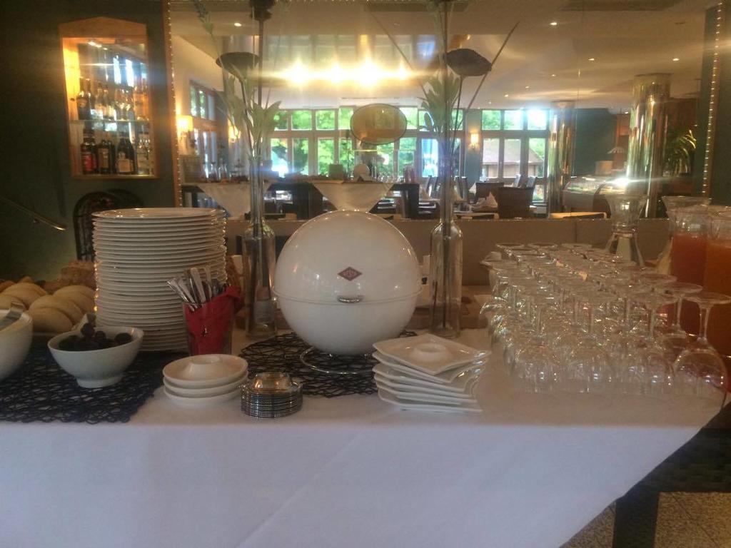 Sopherl Am See - Fruehstueck Auf Der Seeterrasse, Sehr Ruhig Und Wunderschoen Am See, 3 Minuten Nach Oberpfaffenhofen, Viele Radtouren, Restaurants & Cafes In Der Umgebung Вайслінг Екстер'єр фото