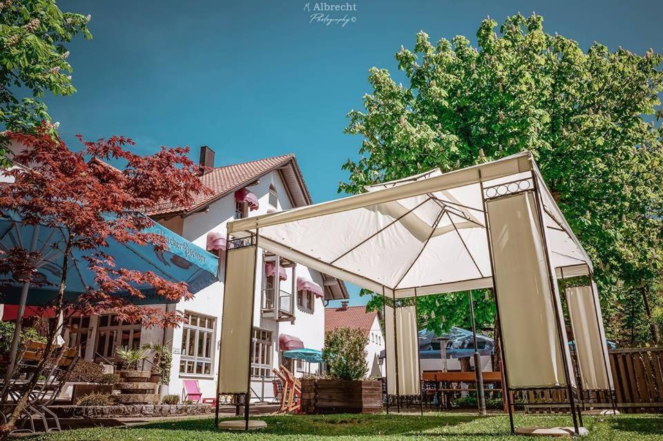 Sopherl Am See - Fruehstueck Auf Der Seeterrasse, Sehr Ruhig Und Wunderschoen Am See, 3 Minuten Nach Oberpfaffenhofen, Viele Radtouren, Restaurants & Cafes In Der Umgebung Вайслінг Екстер'єр фото
