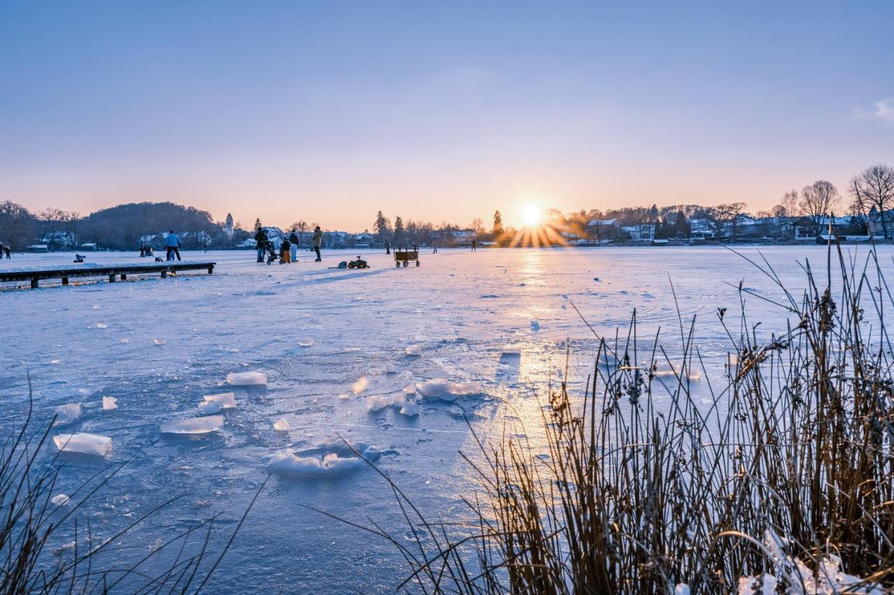 Sopherl Am See - Fruehstueck Auf Der Seeterrasse, Sehr Ruhig Und Wunderschoen Am See, 3 Minuten Nach Oberpfaffenhofen, Viele Radtouren, Restaurants & Cafes In Der Umgebung Вайслінг Екстер'єр фото
